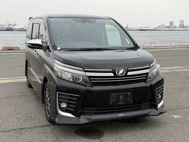 2017 Toyota Voxy