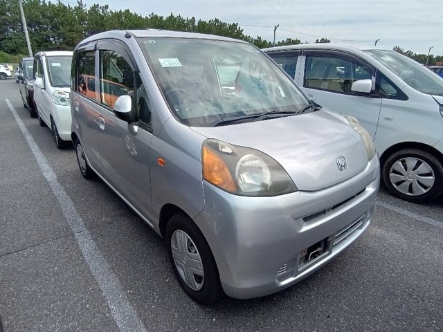 2009 Honda Life