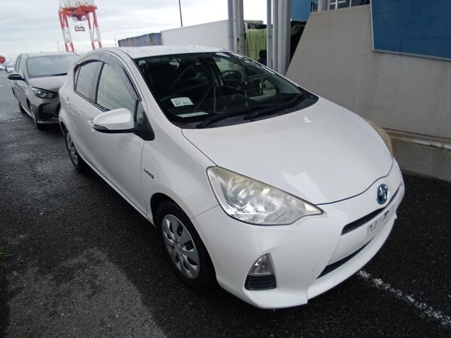 2013 Toyota Aqua