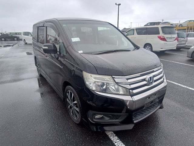 2013 Honda Step Wagon