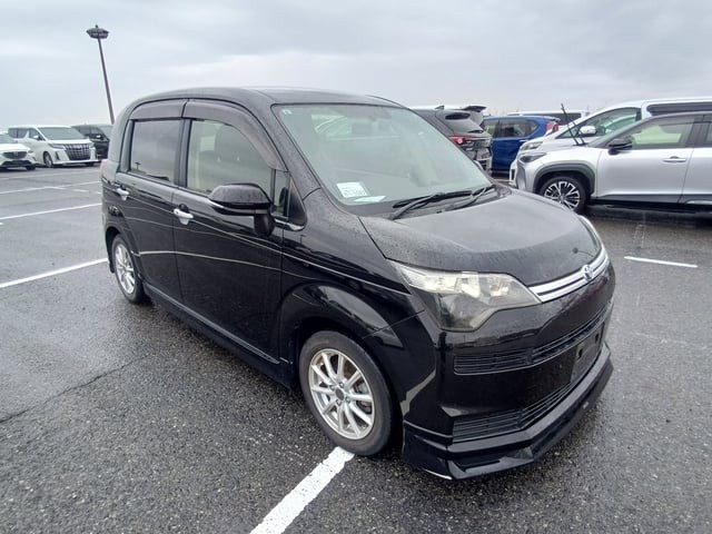 2015 Toyota Spade