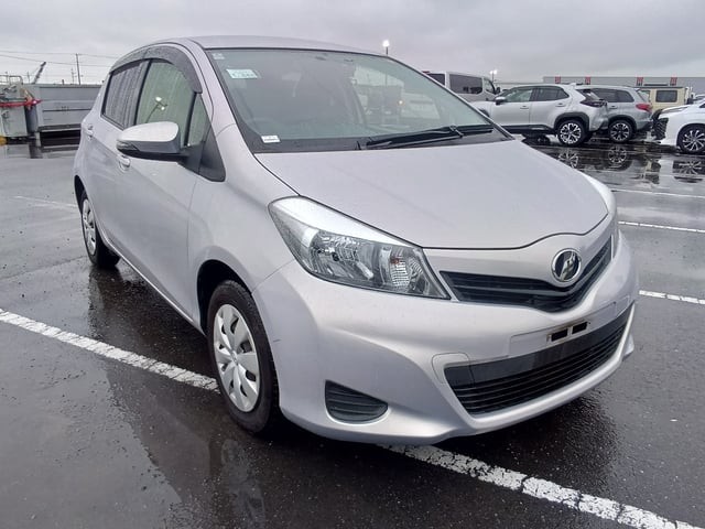 2012 Toyota Vitz