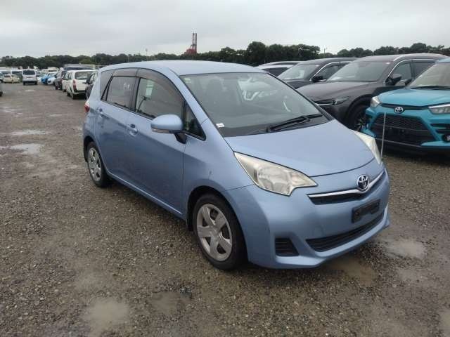 2011 Toyota Ractis