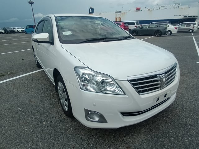 2016 Toyota Premio