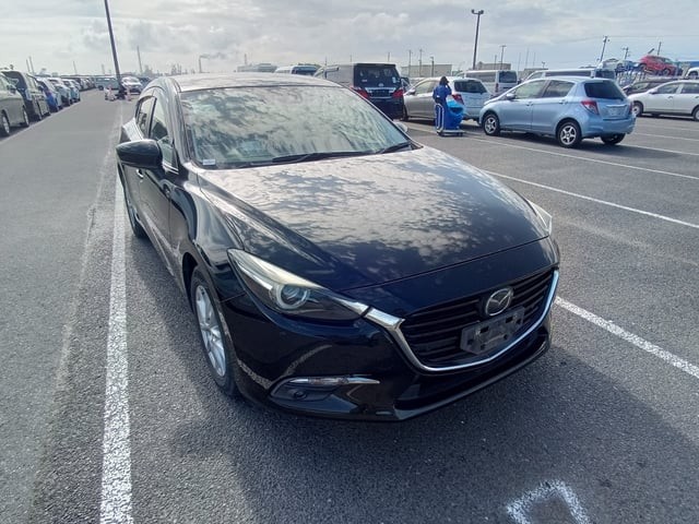 2016 Mazda Axela Sports