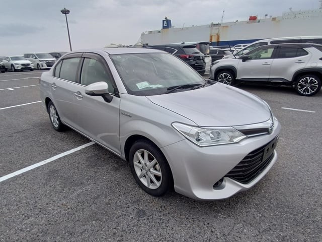 2017 Toyota Axio HV