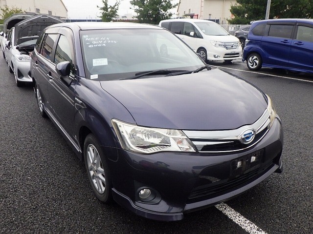 2014 Toyota Fielder HV