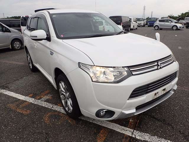 2015 Mitsubishi Outlander Phev