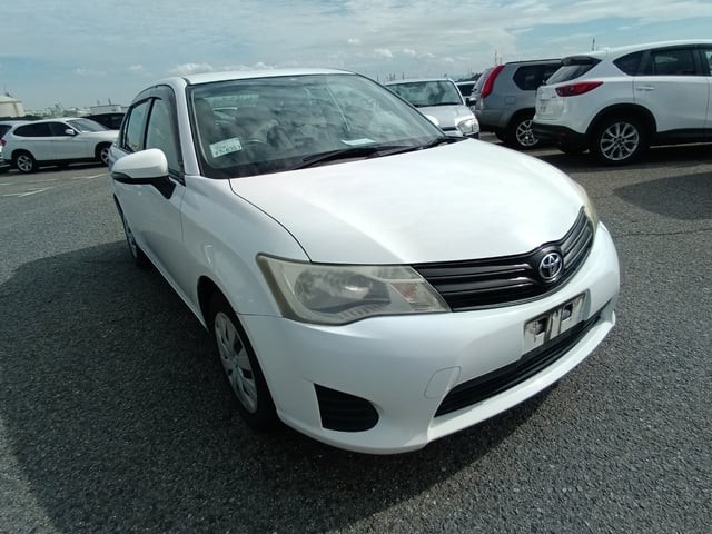 2013 Toyota Axio