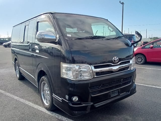 2011 Toyota Hiace V