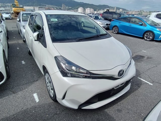 2016 Toyota Vitz