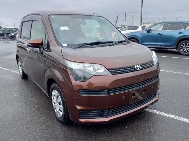 2013 Toyota Spade