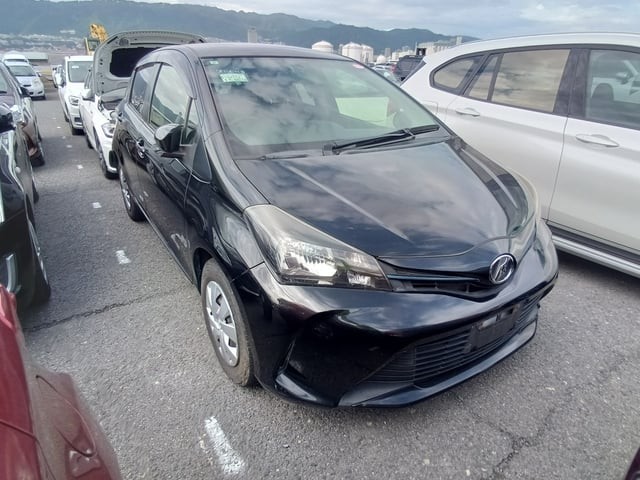 2015 Toyota Vitz