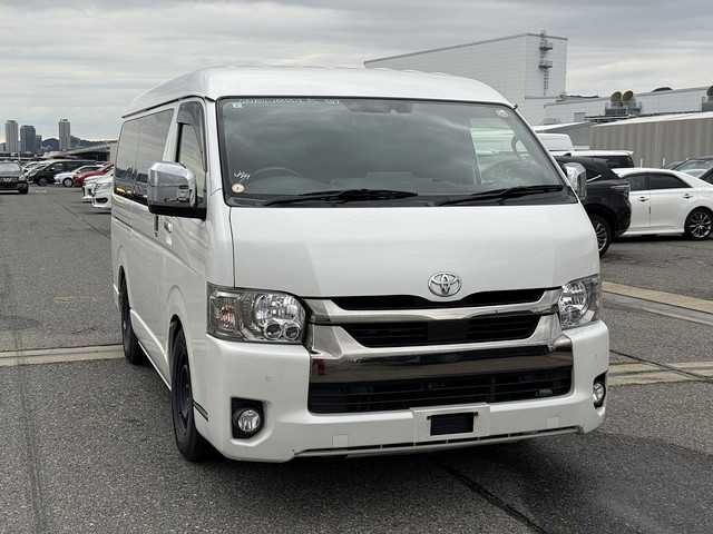 2020 Toyota Hiace V