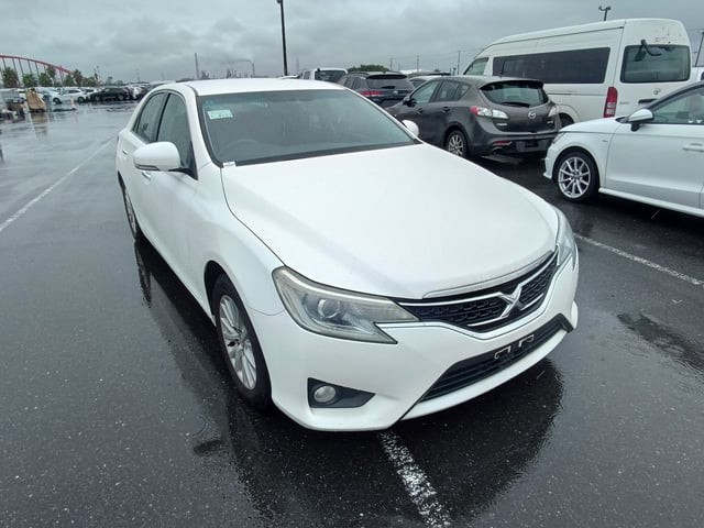 2013 Toyota Mark X