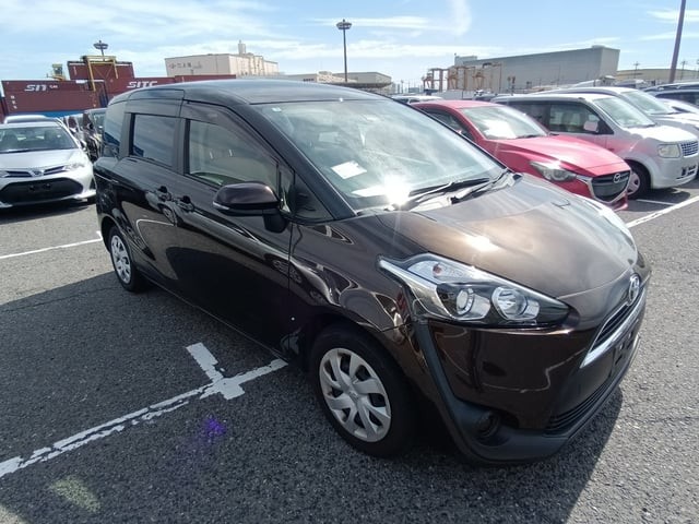 2017 Toyota Sienta