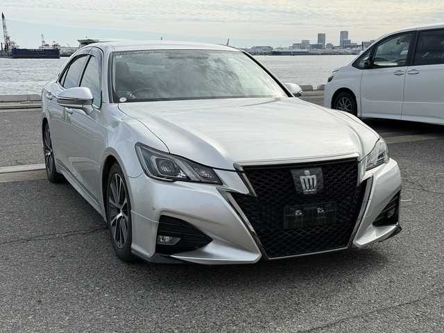 2015 Toyota Crown