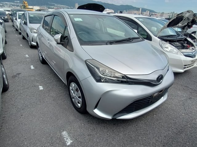 2016 Toyota Vitz
