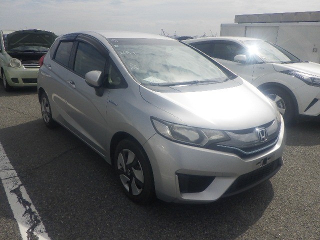 2014 Honda FIT HV