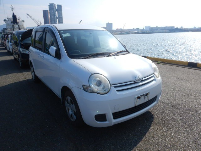 2014 Toyota Sienta