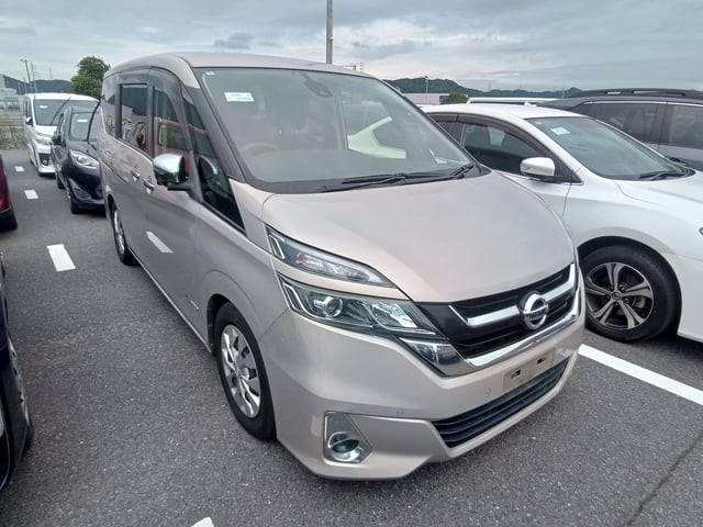 2017 Nissan Serena