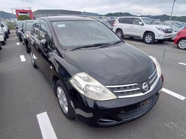 2010 Nissan Tiida