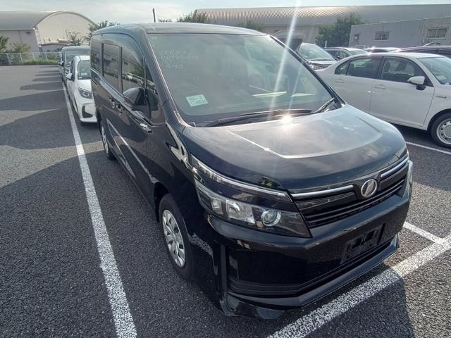 2014 Toyota Voxy