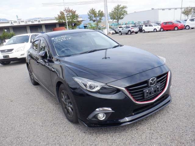 2014 Mazda Axela Sports