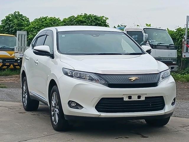 2015 Toyota Harrier