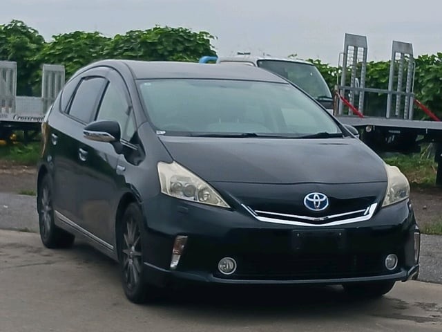 2012 Toyota Prius Alpha