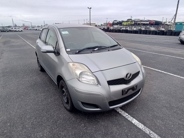 2010 Toyota Vitz