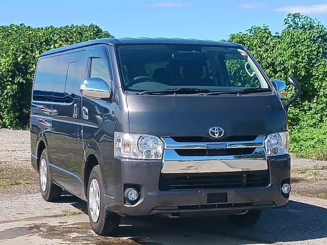 2019 Toyota Hiace V