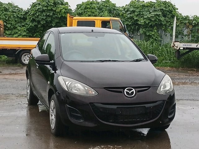2014 Mazda Demio