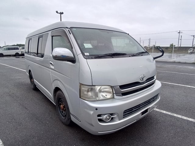 2008 Toyota Hiace W