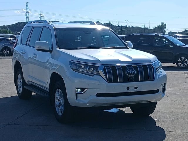 2022 Toyota Land Cruiser Prado