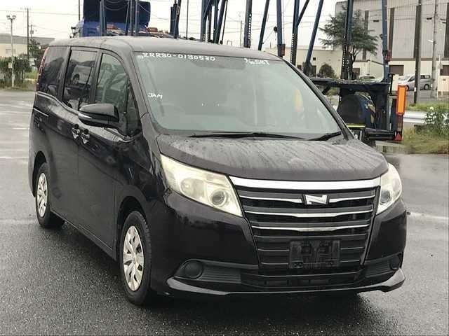 2015 Toyota Noah