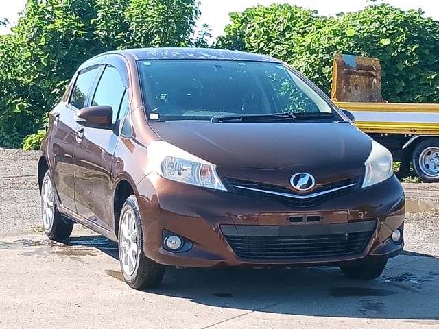 2013 Toyota Vitz