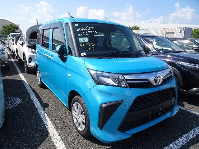 2026 Toyota Roomy