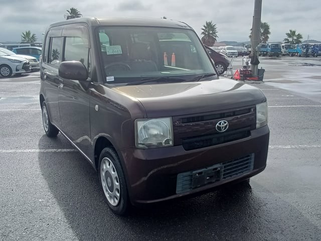 2013 Toyota Pixis Space