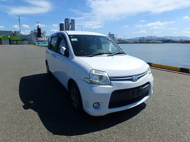 2014 Toyota Sienta