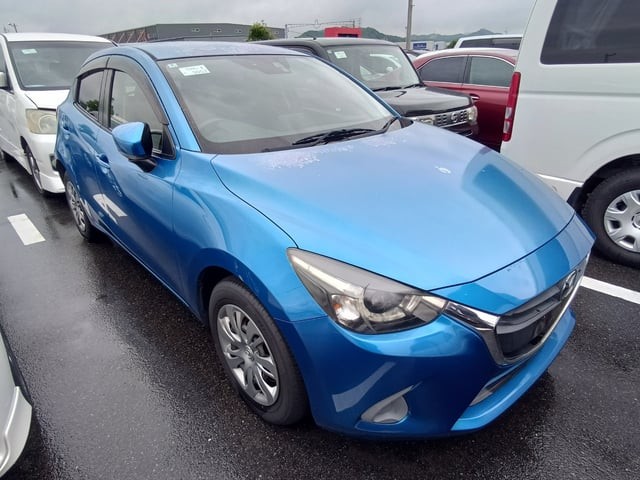 2015 Mazda Demio