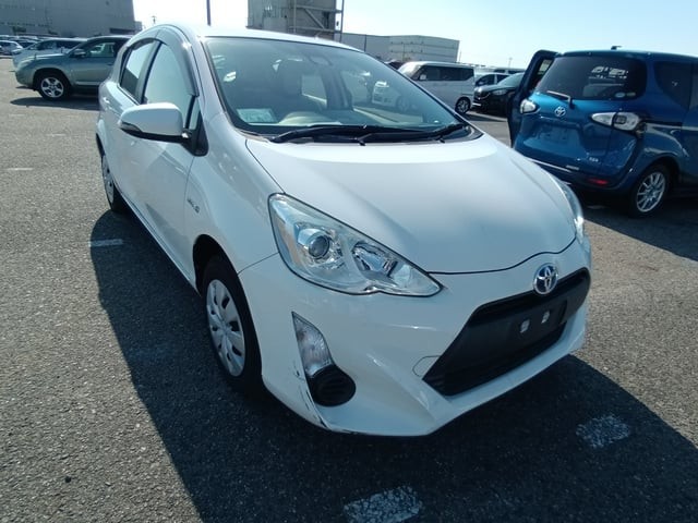 2017 Toyota Aqua