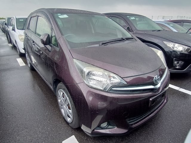 2013 Toyota Ractis
