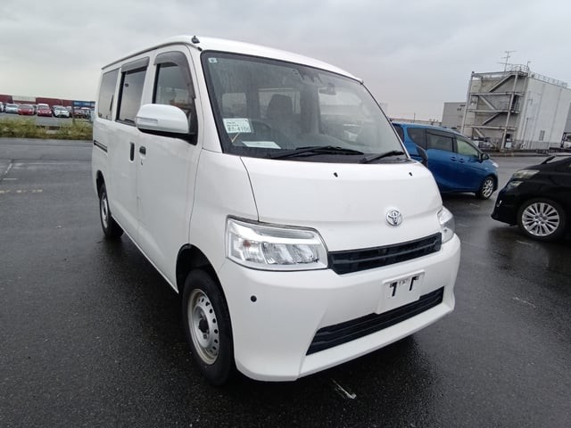 2022 Toyota Townace V