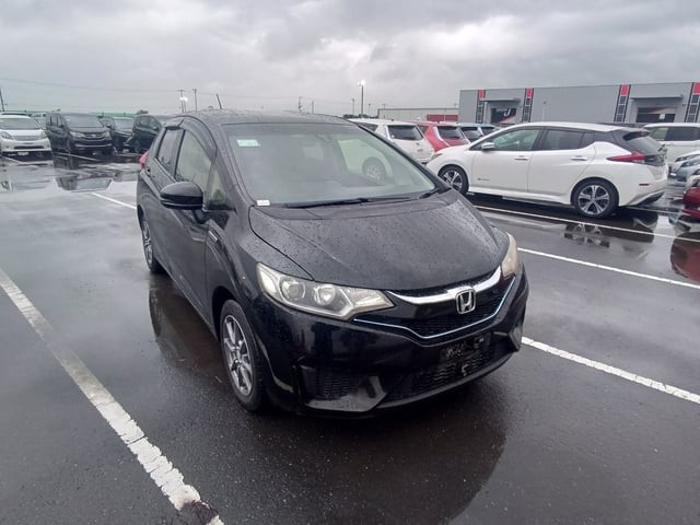 2016 Honda FIT HV