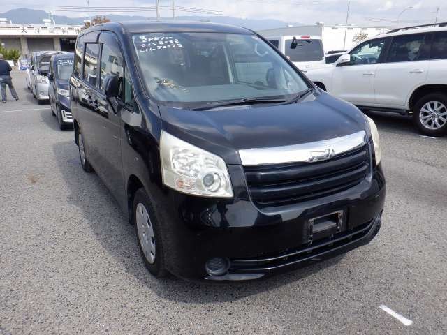 2008 Toyota Noah