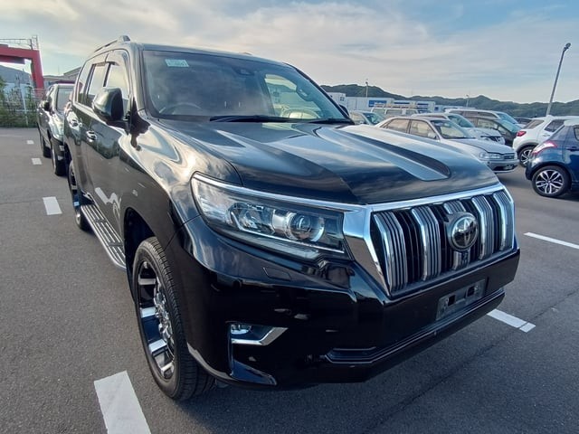 2018 Toyota Land Cruiser Prado