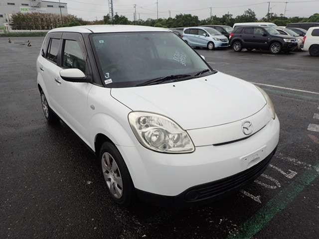 2012 Mazda Verisa