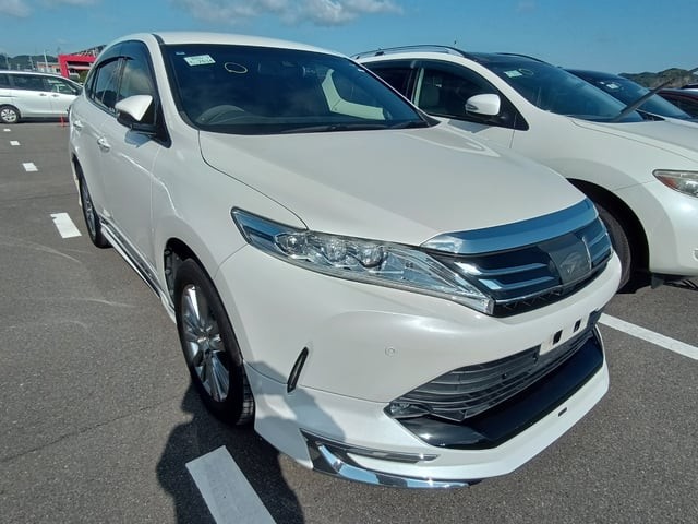 2017 Toyota Harrier