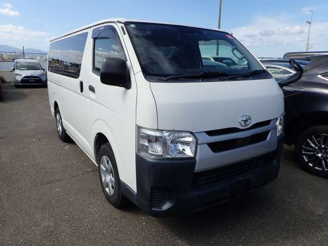 2020 Toyota Hiace V